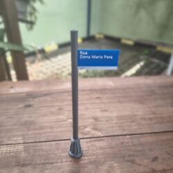 Poste com placa de rua (dabtool)